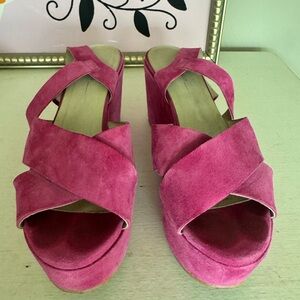 INTENTIONALLY BLANK Fuchsia Suede Wedges